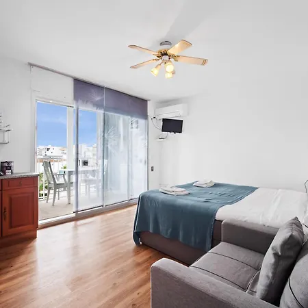 Estudio Cerca Del Mar Con Balcon Apartment